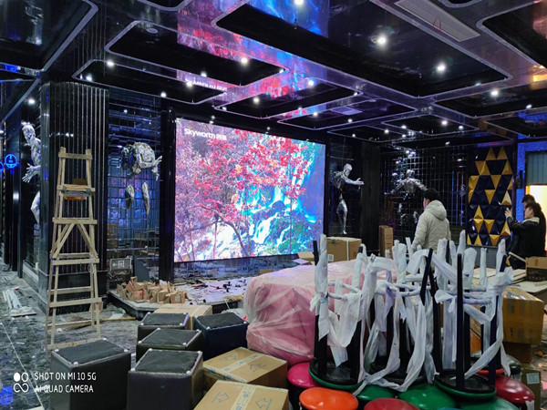 壤塘室内P2.5全彩显示屏